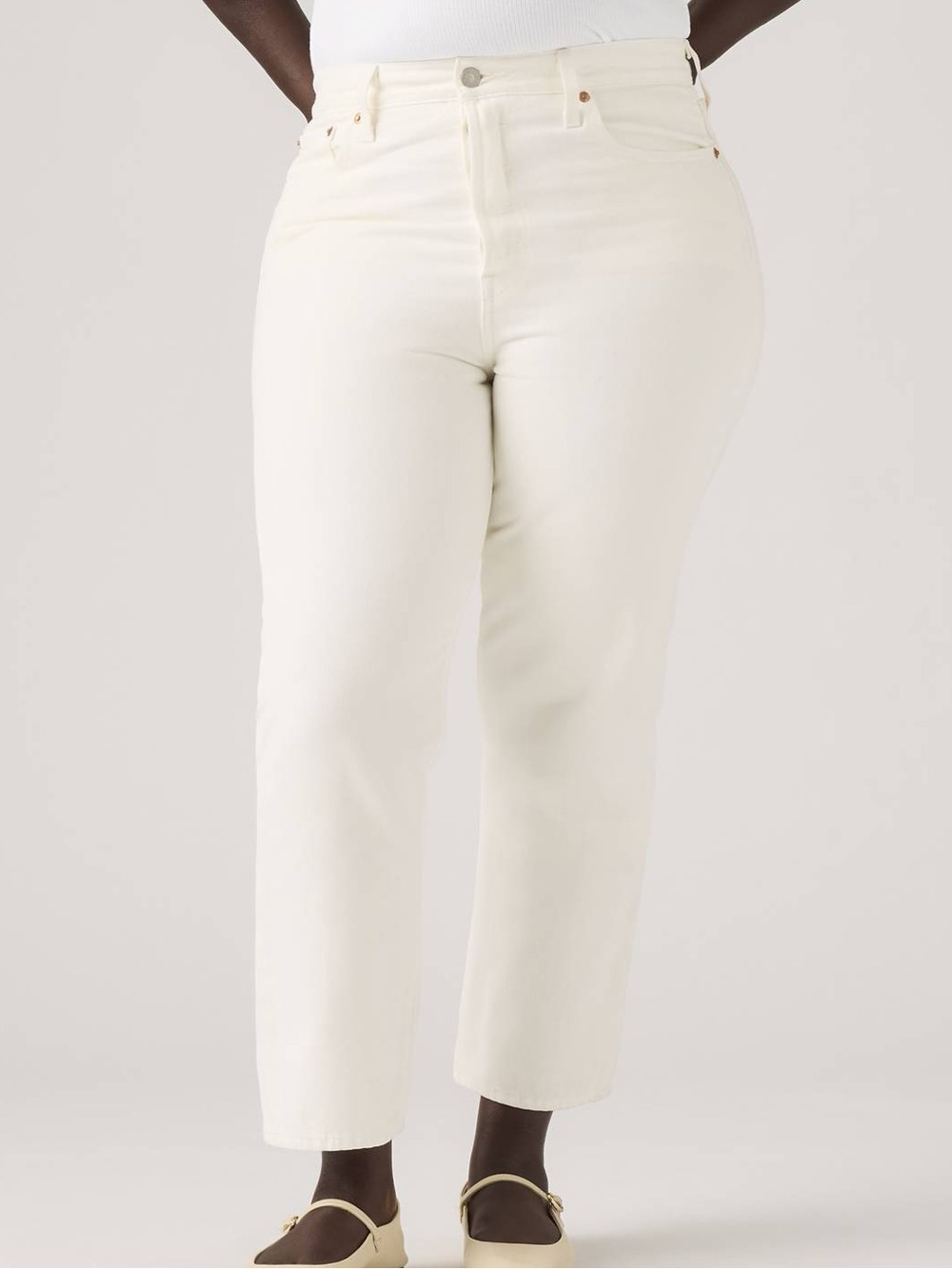 Levi's Wedgie Straight High-Rise Jeans in White
